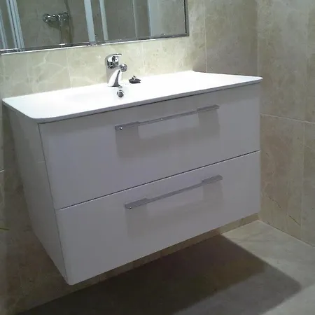 Apartment Pinos 11 Menyber